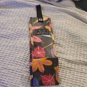 Scout Multicolor Leaf Pattern Wine Bag (25)